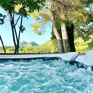 Appartement Entre Vignes Et Horizon Avec Jacuzzi Privatif Et Piscine Commune Chauffee, Sablet